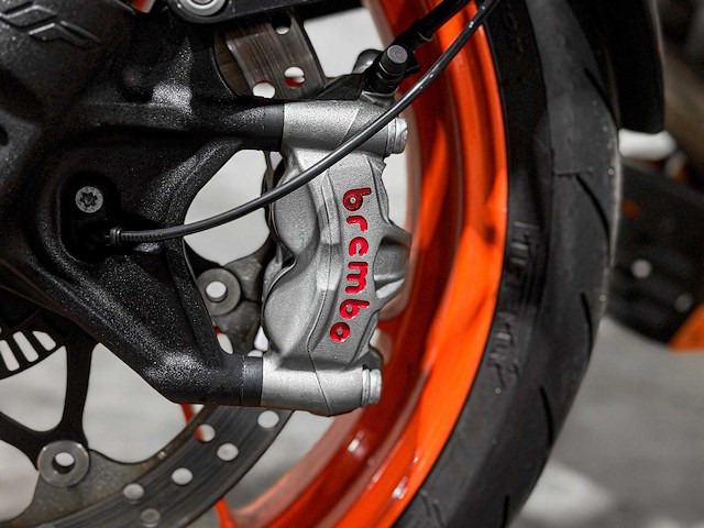 Ktm 690 duke r abs 693cc 2017 -akrapovic-, 49-mv-lz - afbeelding 36 van  39