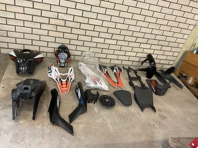 Ktm enduro 620 lc4 motorfiets + onderdelen - afbeelding 3 van  14