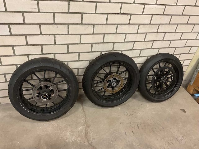 Ktm enduro 620 lc4 motorfiets + onderdelen - afbeelding 6 van  12