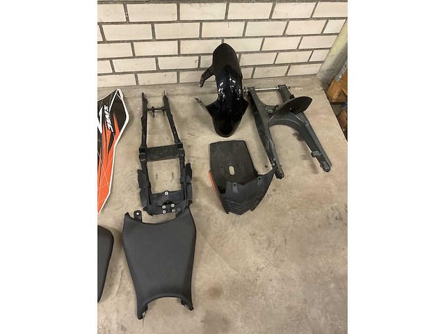 Ktm enduro 620 lc4 motorfiets + onderdelen - afbeelding 9 van  12