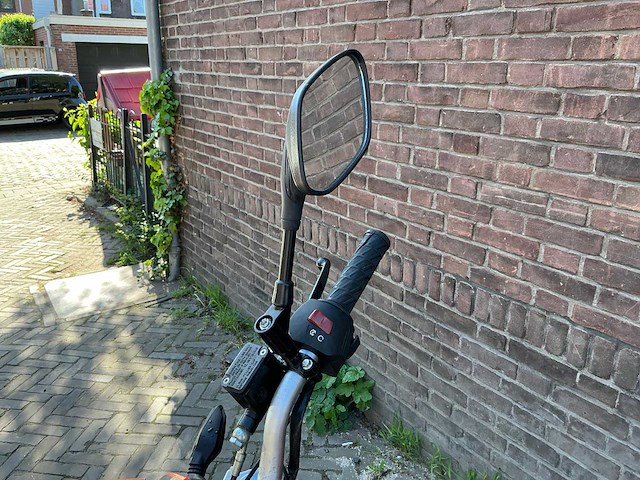 Ktm tour 125 duke motorfiets (10-mf-nn) - afbeelding 2 van  2
