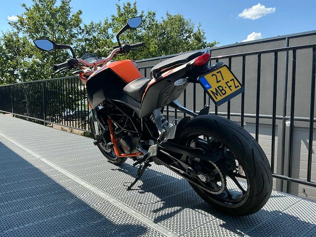 Ktm tour 125 duke motorfiets - afbeelding 16 van  29