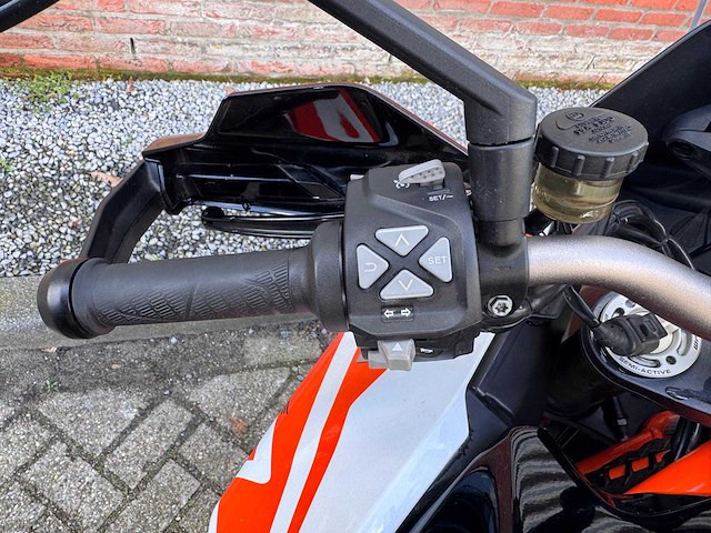 Ktm tour 1290 superduke gt abs; 26-mk-ll - afbeelding 8 van  10