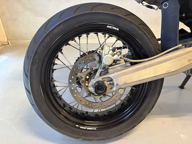 Ktm tour 690 smc motorfiets - afbeelding 32 van  37