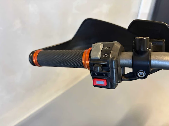 Ktm tour 690 smc motorfiets - afbeelding 30 van  37