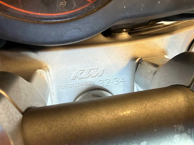 Ktm tour 690 smc motorfiets - afbeelding 21 van  37
