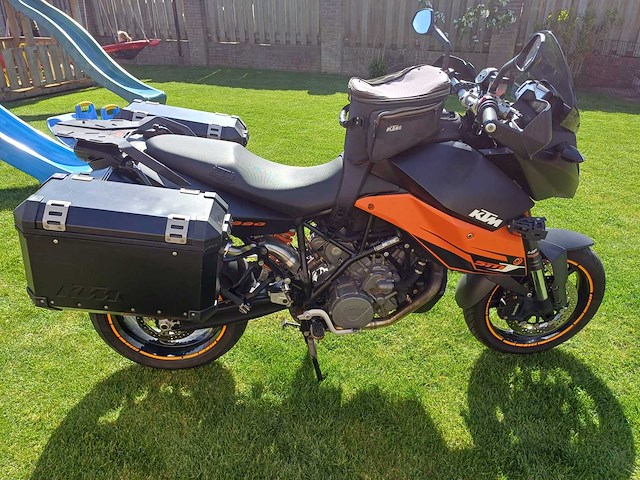 Ktm tour 990 supermoto r motorfiets - afbeelding 12 van  13