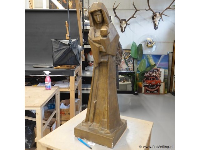 Kubistisch groot aardewerk beeld madonna - afbeelding 2 van  5