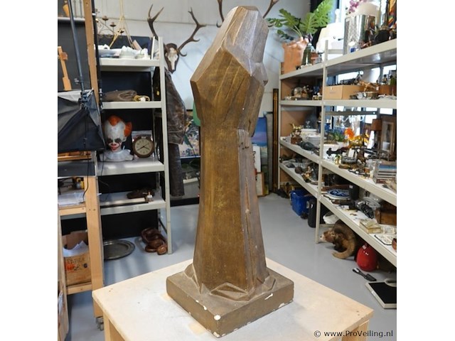 Kubistisch groot aardewerk beeld madonna - afbeelding 5 van  5