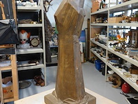 Kubistisch groot aardewerk beeld madonna - afbeelding 5 van  5