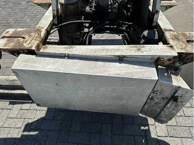Kubota - 2001 - v2203 - stroomgenerator - afbeelding 6 van  10