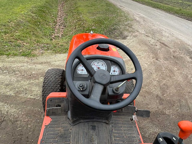 Kubota - 2009 - b1220 d - minitractor - afbeelding 4 van  19