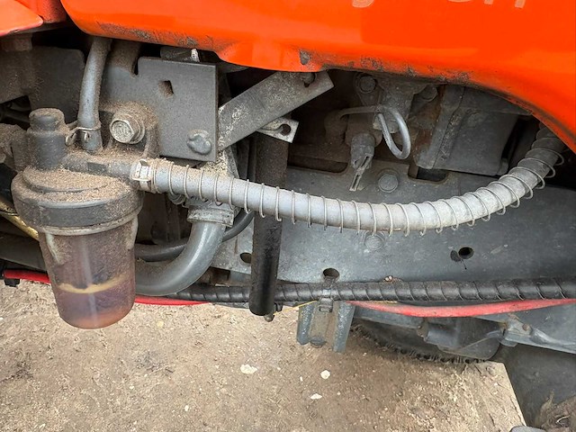Kubota - 2009 - b1220 d - minitractor - afbeelding 10 van  19