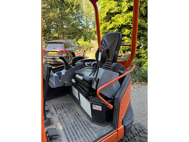 Kubota - 2015 - u27-4 - minigraafmachine - afbeelding 21 van  22