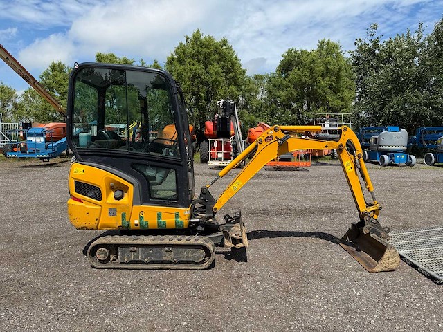 Kubota - 2019 - kx016-4 - minigraafmachine met aanhangwagen - afbeelding 4 van  28