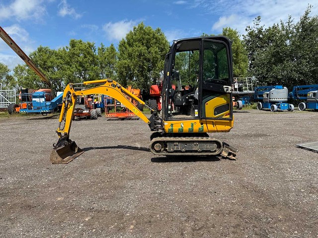 Kubota - 2019 - kx016-4 - minigraafmachine met aanhangwagen - afbeelding 12 van  28