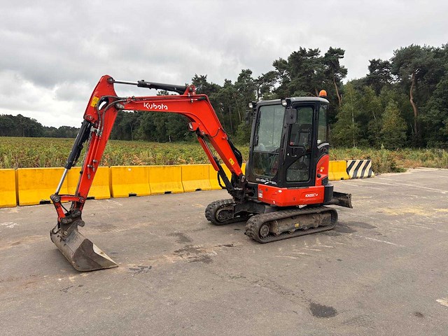 Kubota - 2021 - kx037-4 - minigraafmachine - afbeelding 1 van  14