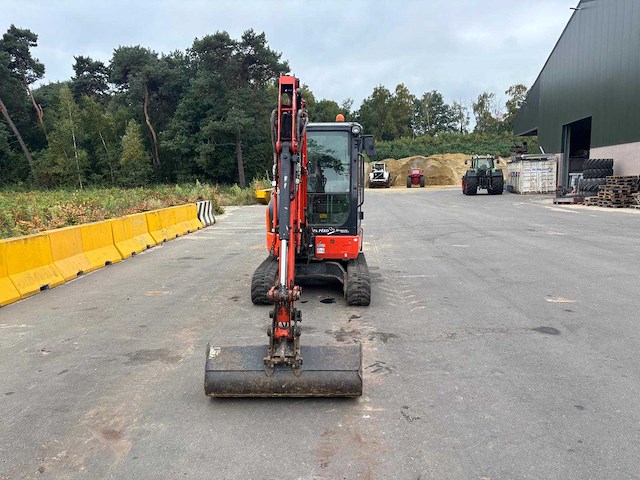 Kubota - 2021 - kx037-4 - minigraafmachine - afbeelding 13 van  14