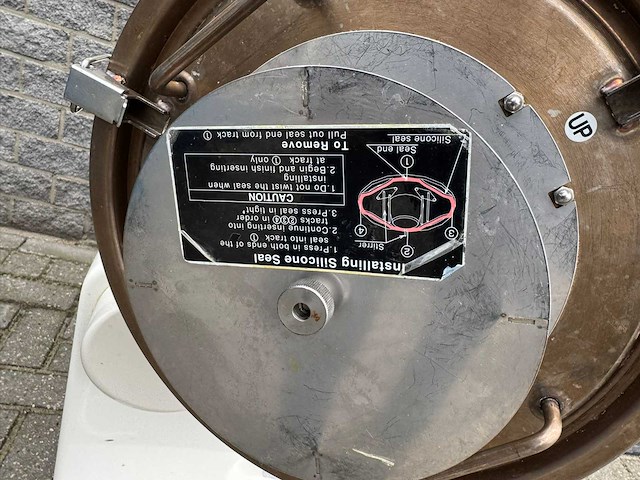 Kubota - automatic rice & vinegar mixer - sushi rice mixer - afbeelding 6 van  7