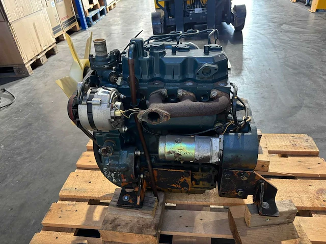 Kubota - d1102 - dieselmotor - afbeelding 6 van  9