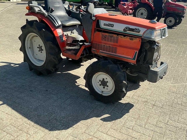 Kubota - gb20 granbia - 4-wheel drive tractor - afbeelding 4 van  10