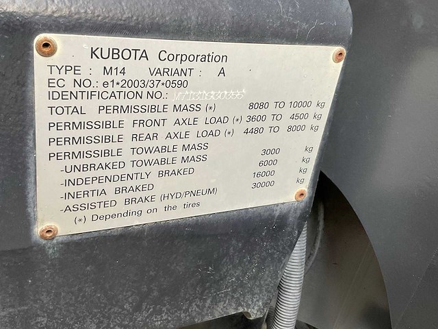 Kubota - m7 131 - 4-wheel drive tractor - 2017 - afbeelding 18 van  25
