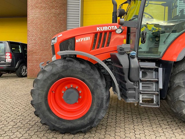 Kubota - m7 131 - 4-wheel drive tractor - 2017 - afbeelding 23 van  25