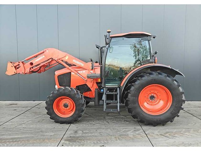 Kubota - m95gx-s-iii - 4-wheel drive tractor - 2019 - afbeelding 1 van  26