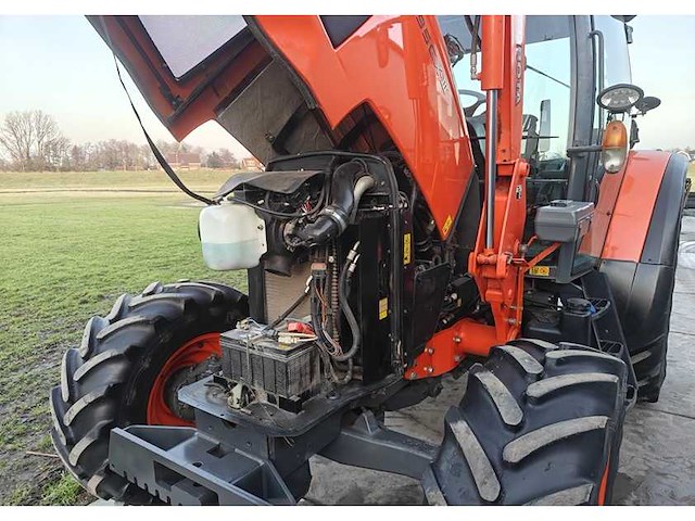 Kubota - m95gx-s-iii - 4-wheel drive tractor - 2019 - afbeelding 24 van  26