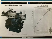 Kubota - wg972-g-ef01 - 3 cilinder - motorblok - afbeelding 20 van  26