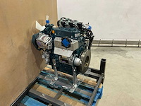 Kubota - wg972-g-ef01 - 3 cilinder - motorblok - afbeelding 22 van  26