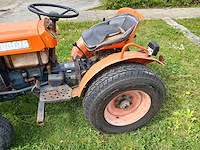 Kubota 4x4 industriële trekker - afbeelding 3 van  6