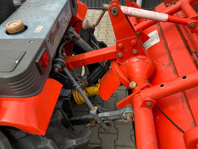 Kubota aste a-17 4x4 minitractor - afbeelding 8 van  24