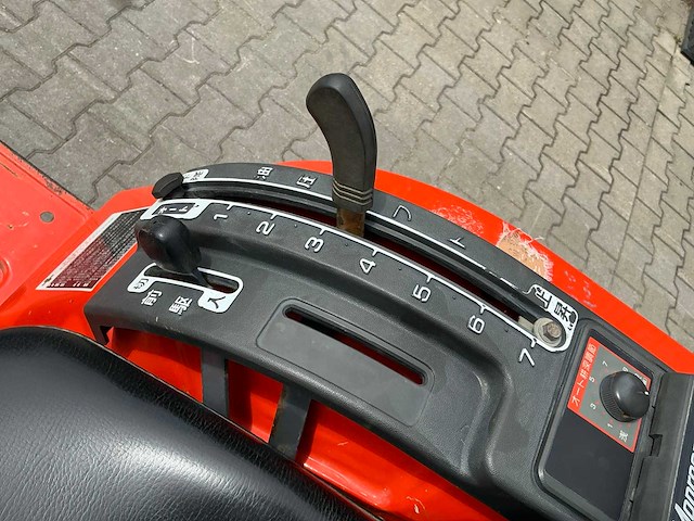 Kubota aste a-19 4x4 minitractor - afbeelding 8 van  22