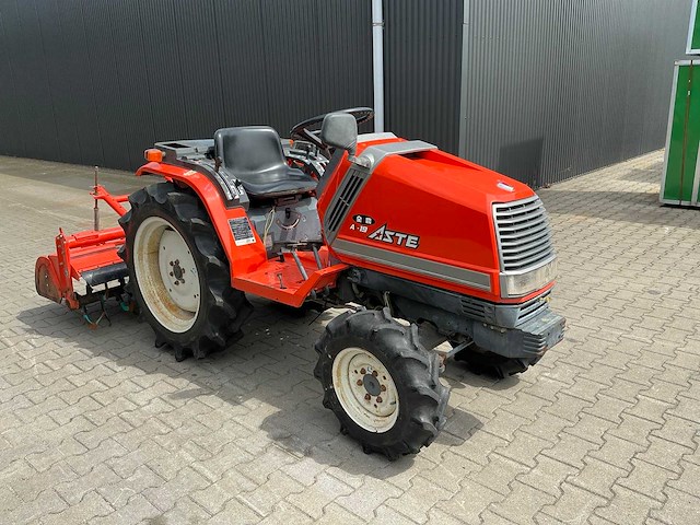 Kubota aste a-19 4x4 minitractor - afbeelding 12 van  22