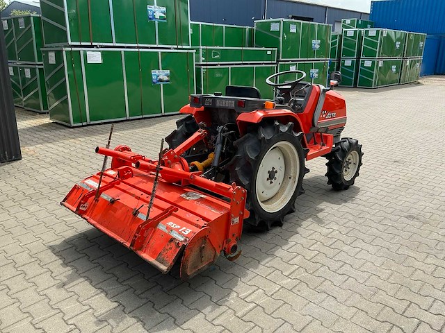 Kubota aste a-19 4x4 minitractor - afbeelding 17 van  22