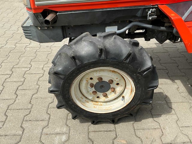 Kubota aste a-19 4x4 minitractor - afbeelding 21 van  22