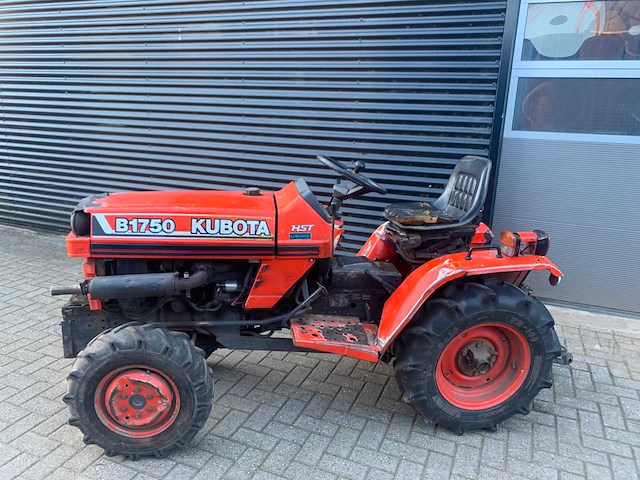 Kubota b 1750 hst minitractor - afbeelding 3 van  6