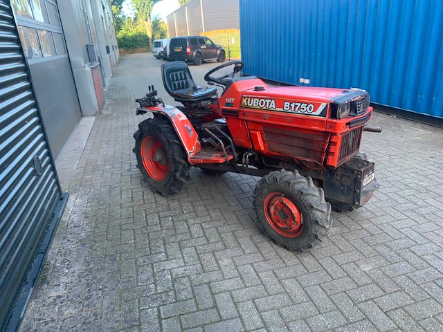 Kubota b 1750 hst minitractor - afbeelding 5 van  6