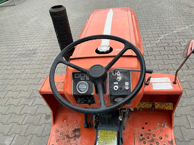 Kubota b1200 compacttractor - afbeelding 3 van  18