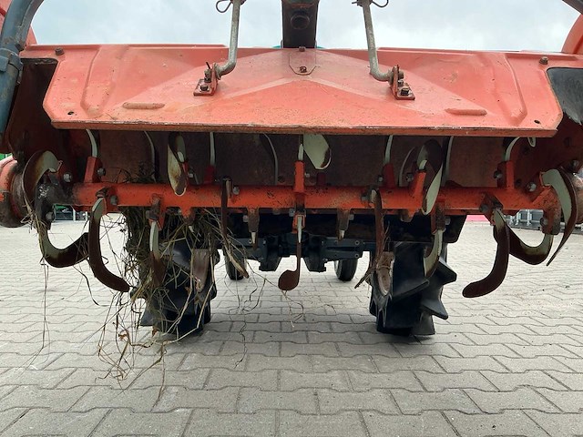 Kubota b1200 compacttractor - afbeelding 6 van  18