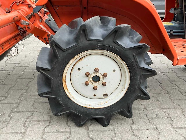 Kubota b1200 compacttractor - afbeelding 9 van  18