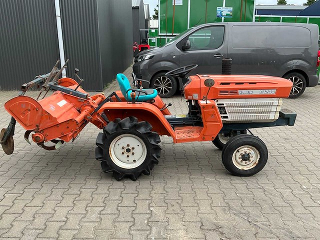 Kubota b1200 compacttractor - afbeelding 17 van  18