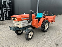 Kubota b1200 compacttractor