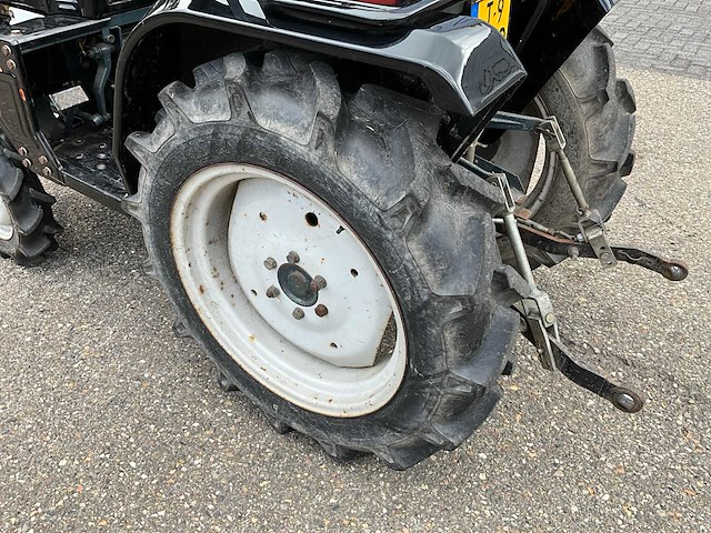 Kubota b1600 4wd minitractor t-94-dxd - afbeelding 2 van  19