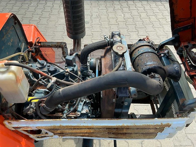 Kubota b1600 4x4 minitractor - afbeelding 15 van  24
