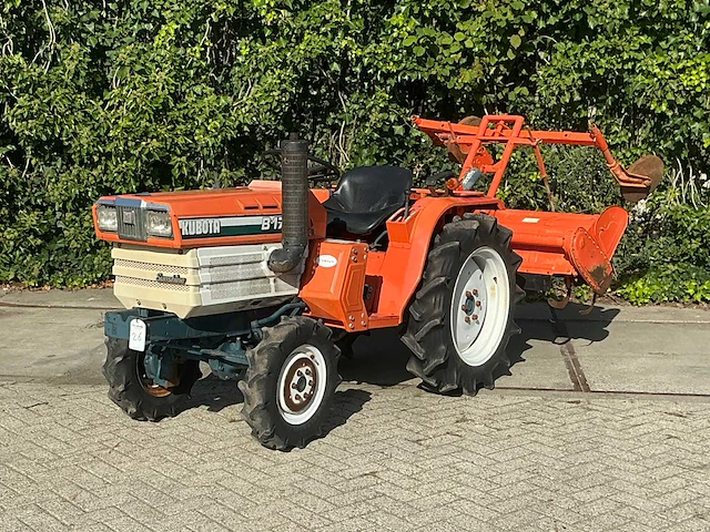 Kubota b1702 ( 4wd ) minitractor - afbeelding 1 van  15