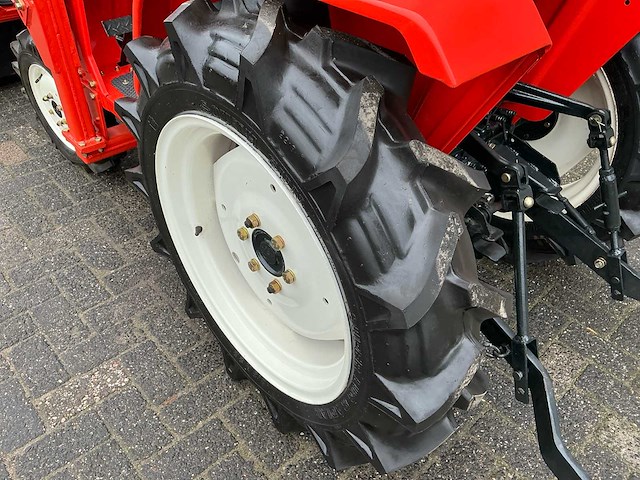 Kubota b1702 minitractor - afbeelding 8 van  16