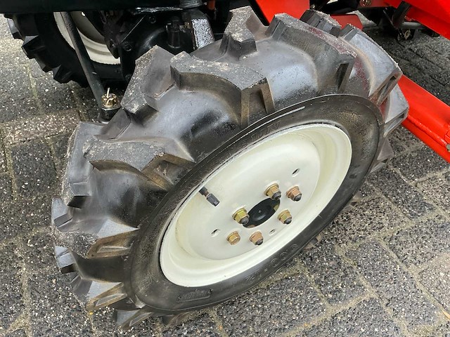 Kubota b1702 minitractor - afbeelding 11 van  16