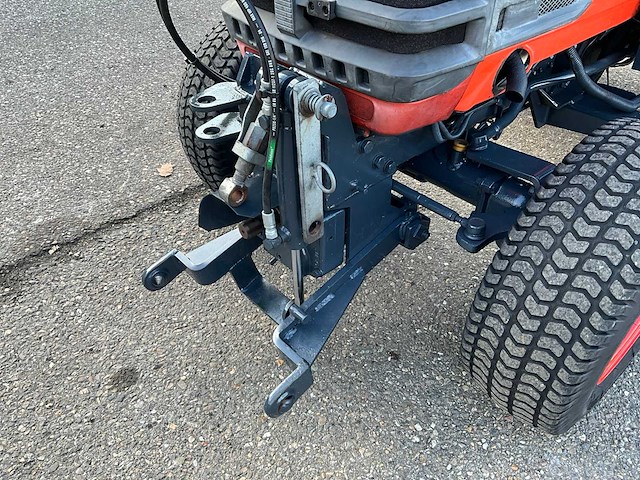 Kubota b2100 hydrostatische 4wd minitractor t-54-bvs - afbeelding 5 van  30